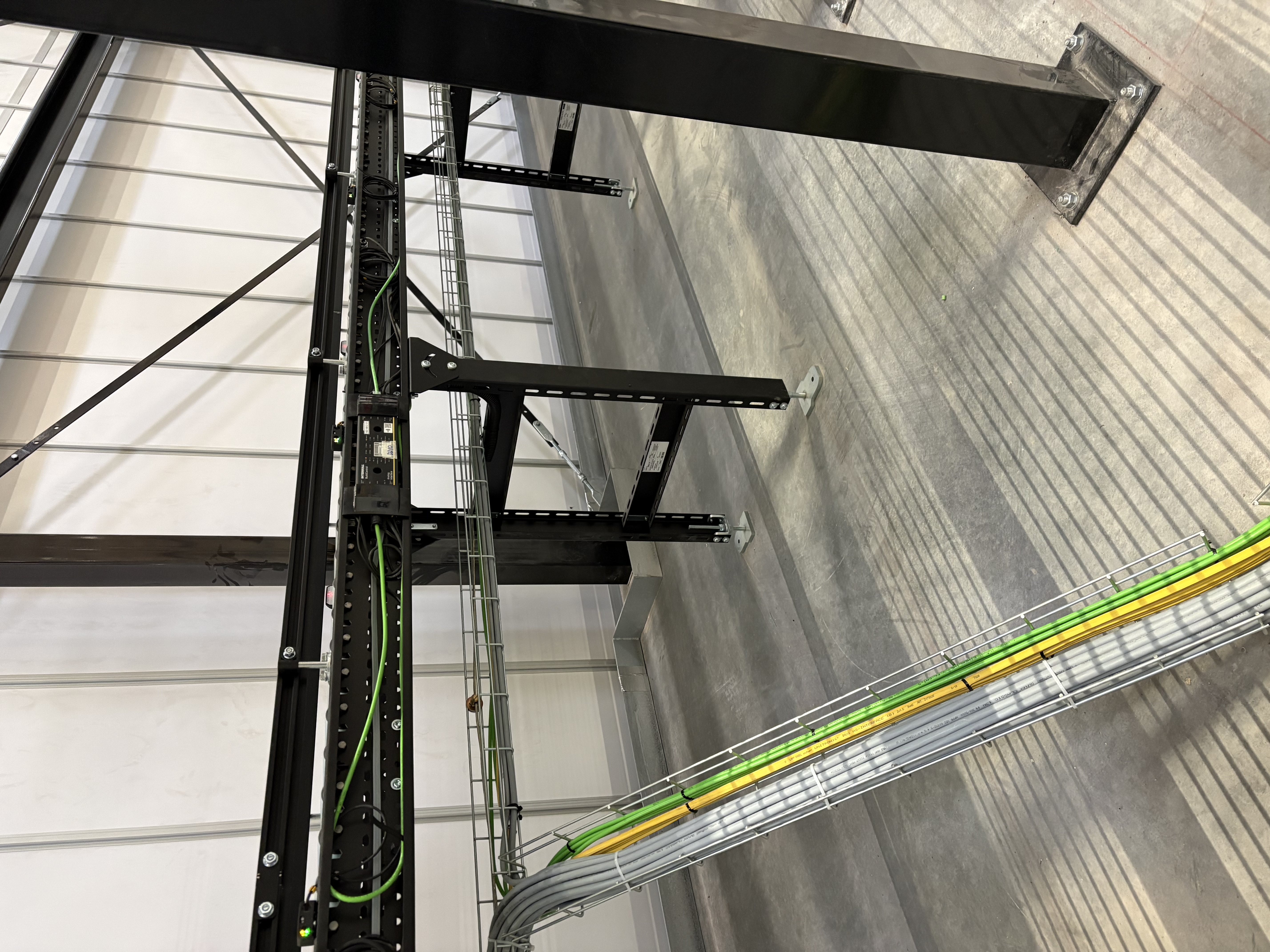 Instalación eléctrica, foto 1 de 4